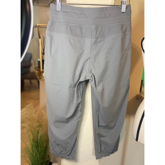 Lululemon Dance Studio Unlined Jogger Crop Pant Gray 20" Sz 4 - Picture 7 of 7